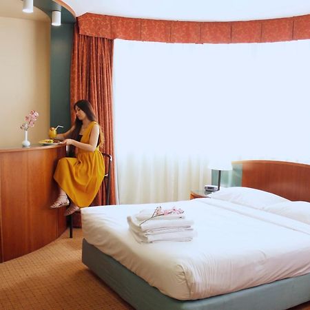 Al Diar Dana Hotel Αμπού Ντάμπι Εξωτερικό φωτογραφία