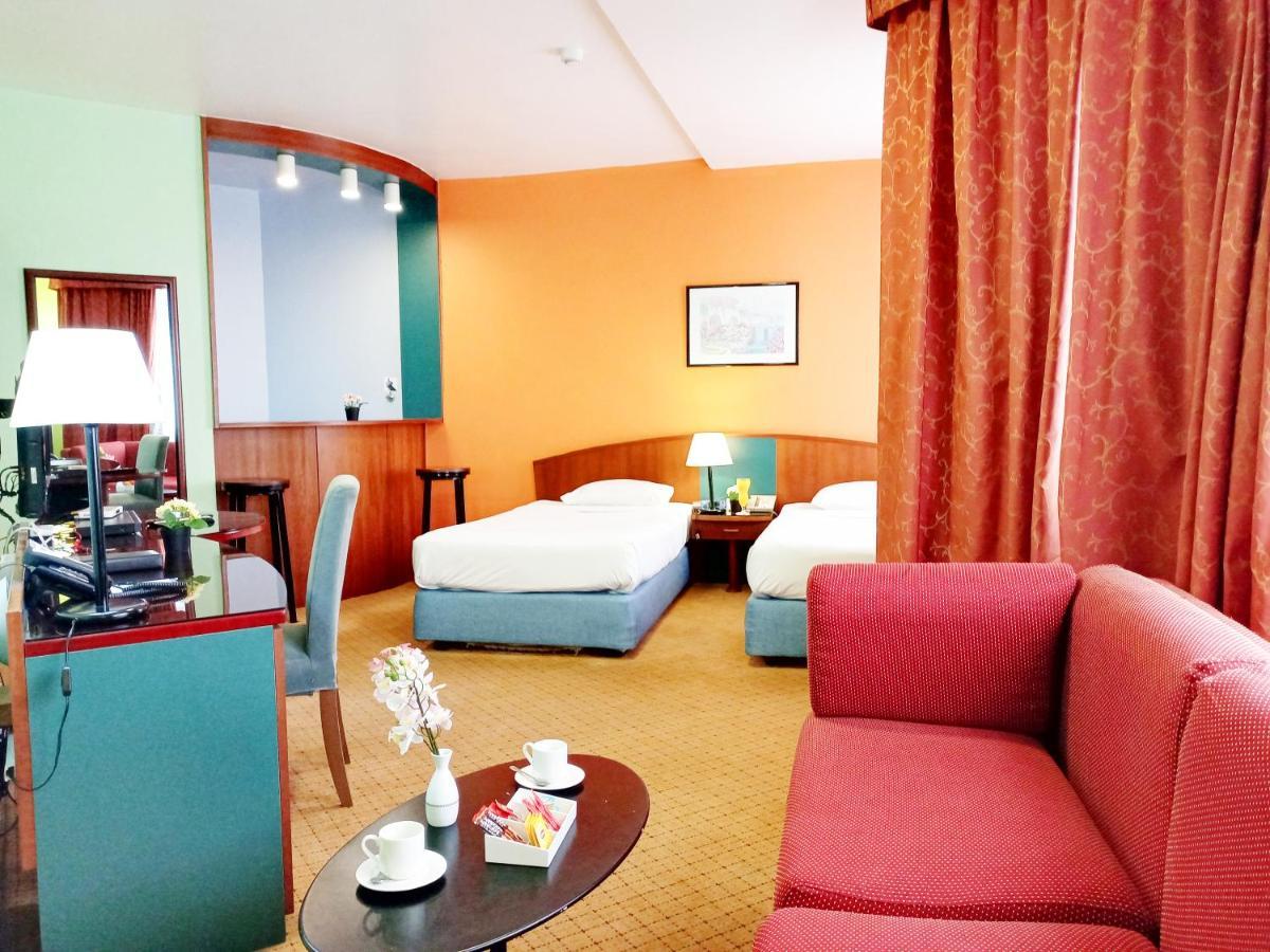 Al Diar Dana Hotel Αμπού Ντάμπι Εξωτερικό φωτογραφία