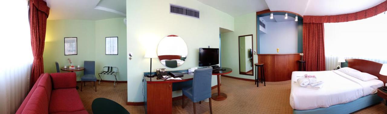 Al Diar Dana Hotel Αμπού Ντάμπι Εξωτερικό φωτογραφία